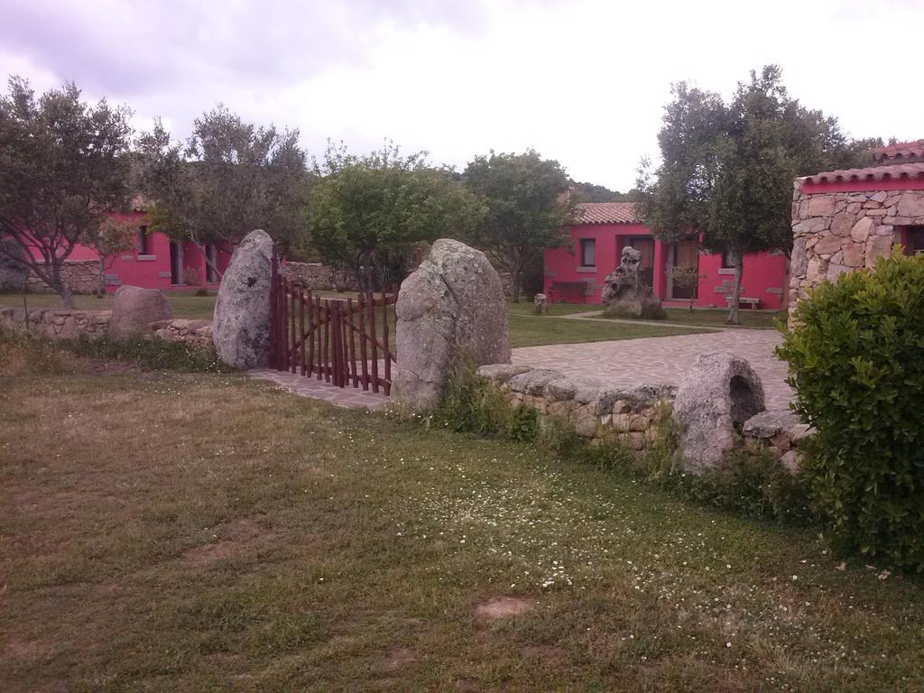 Turismo Rurale L'Agliuledda Sant'Antonio di Gallura Exterior foto