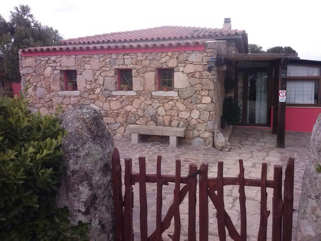Turismo Rurale L'Agliuledda Sant'Antonio di Gallura Exterior foto