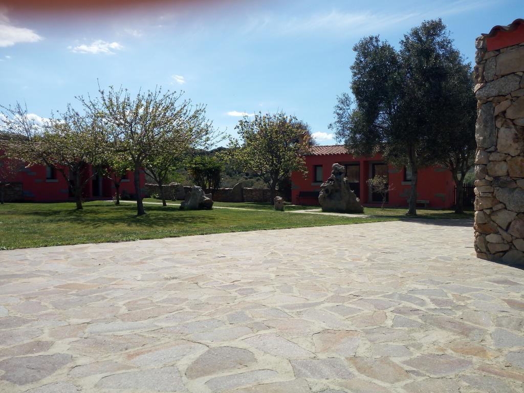 Turismo Rurale L'Agliuledda Sant'Antonio di Gallura Exterior foto