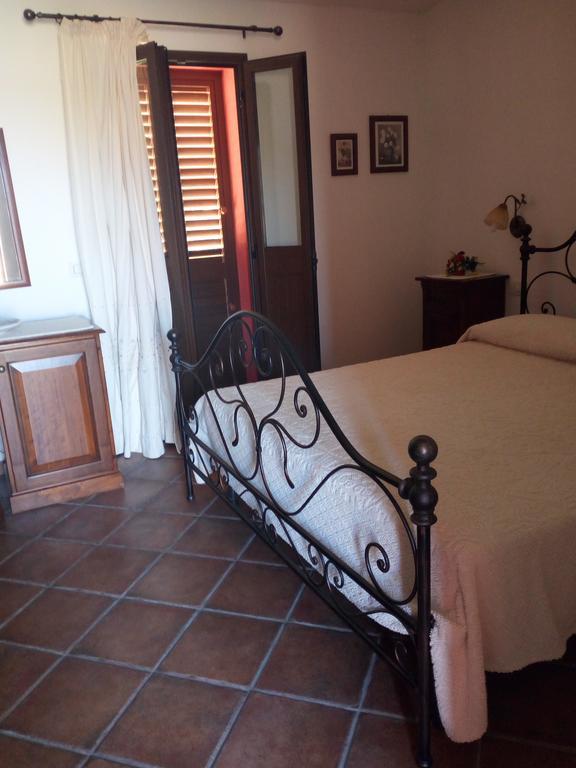 Turismo Rurale L'Agliuledda Sant'Antonio di Gallura Exterior foto