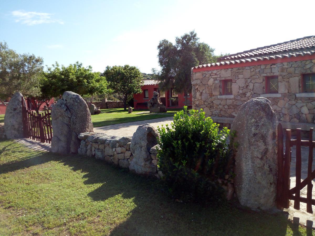 Turismo Rurale L'Agliuledda Sant'Antonio di Gallura Exterior foto